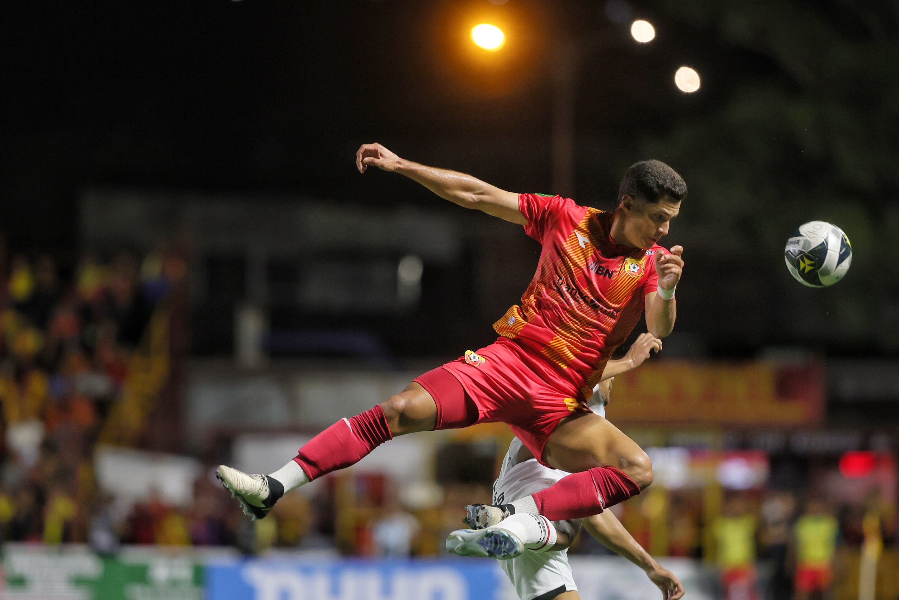 22/12/2024 / Juego entre Herediano vs Liga Deportiva Alajuelense por el partido de ida de la gran final del torneo Apertura de la Liga Promerica / foto John Durán