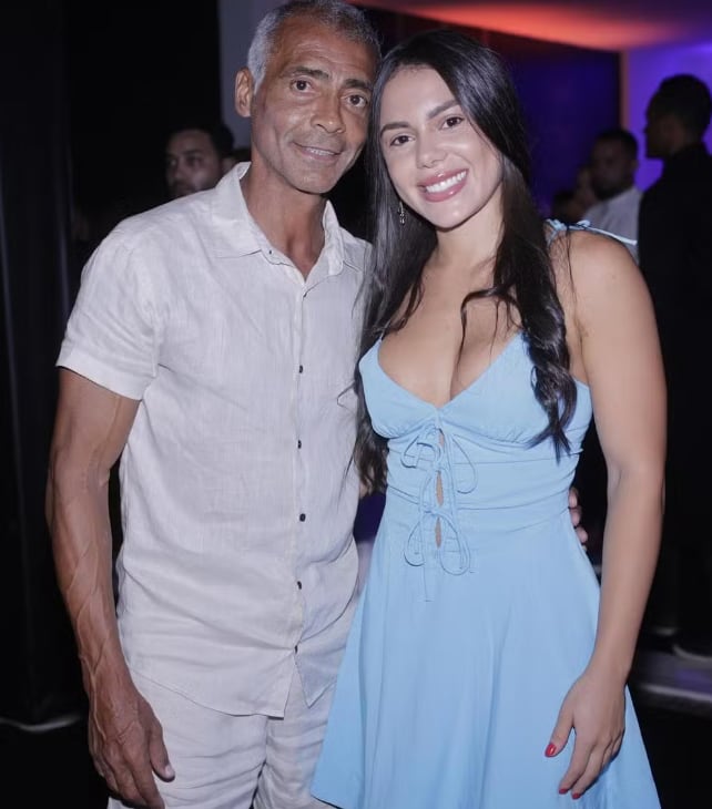 Romario y Alycia Gomes empiezan a mostrarse más públicamente.