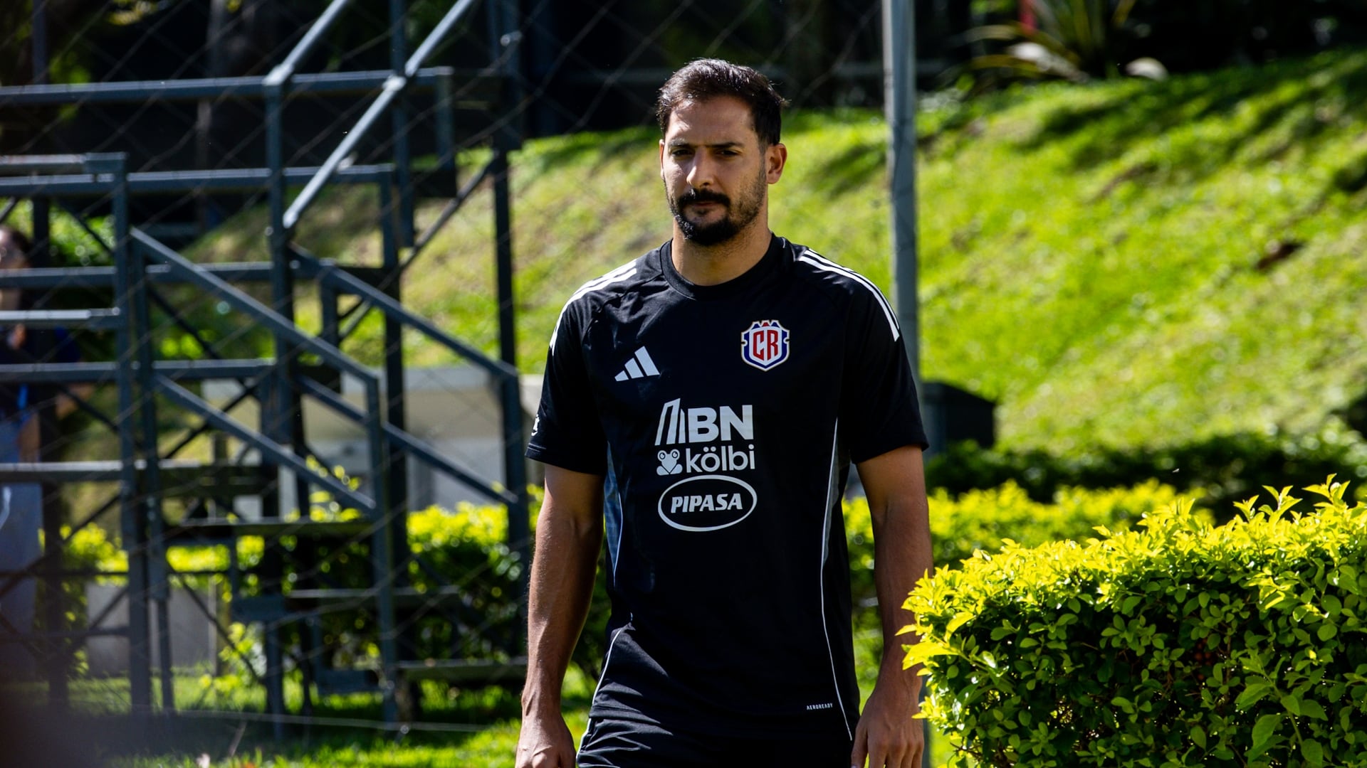 Celso Borges continúa en la Selección de Costa Rica pese a la molestia del sábado.