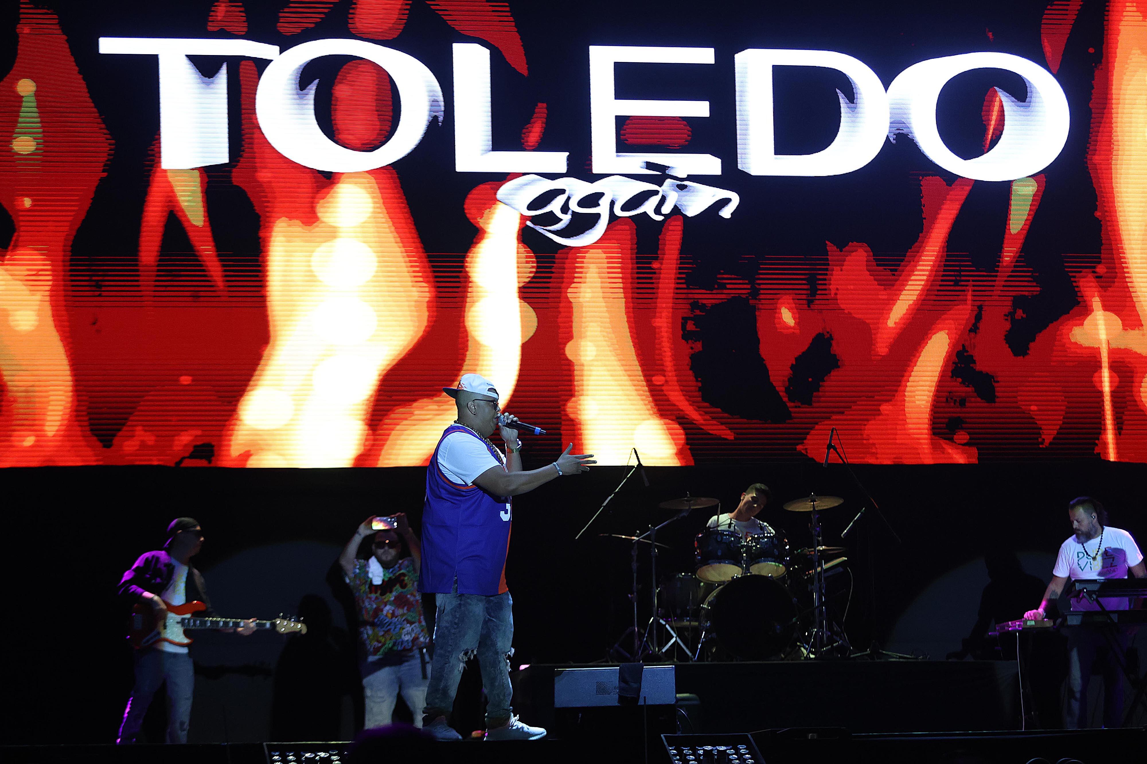 02/03/2023 Estadio Nacional. El epicentro del reguetón en Costa Rica tuvo como máximos exponentes a los internacionales a Ryan Castro, Ivy Queen y Don Omar. Pero antes participaron los artistas costarricenses Kavvo, el DJ Johnny, Gimario y Toledo. La fiesta de la música urbana llenó de emoción y alegría el recinto de La Sabana, donde cientos de fans bailaron y gozaron en el Urban Fest 2024. Foto: Rafael Pacheco Granados