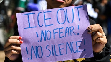 Amnistía Internacional pide la disolución del ICE tras documentar violaciones de derechos de inmigrantes en Estados Unidos