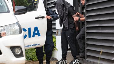 Un joven de 21 años, que lanzaba disparos al aire, heredó la red de créditos extorsivos en Orotina