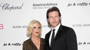 Infidelidad sacude la vida de Tori Spelling
