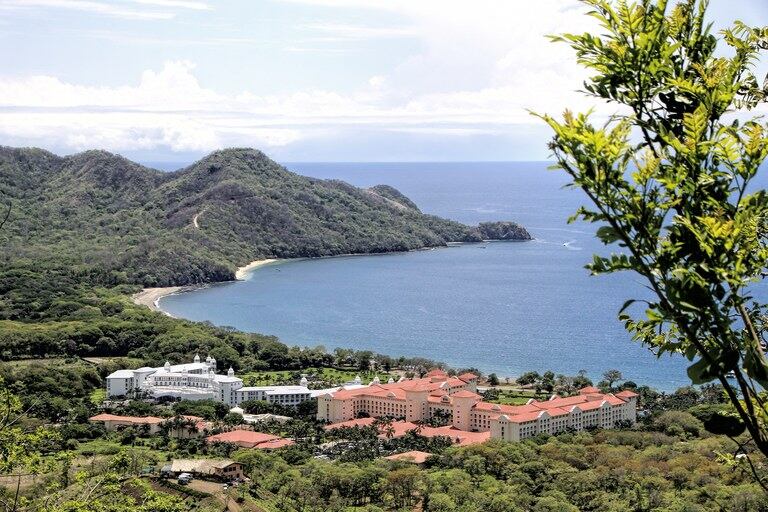 Vista de playa Matapalo, en Carrillo de Guanacaste.