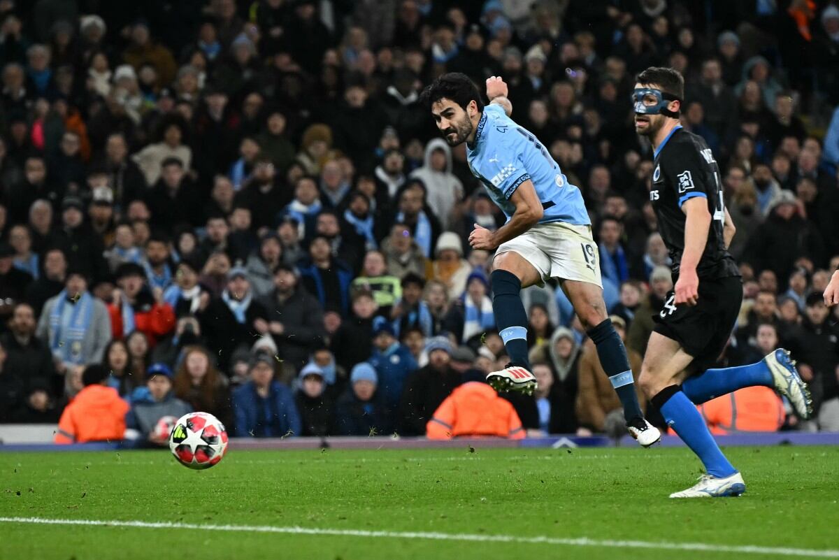 Ilkay Gundogan lideró la ofensiva del Manchester City en el juego contra el Brujas de Bélgica.