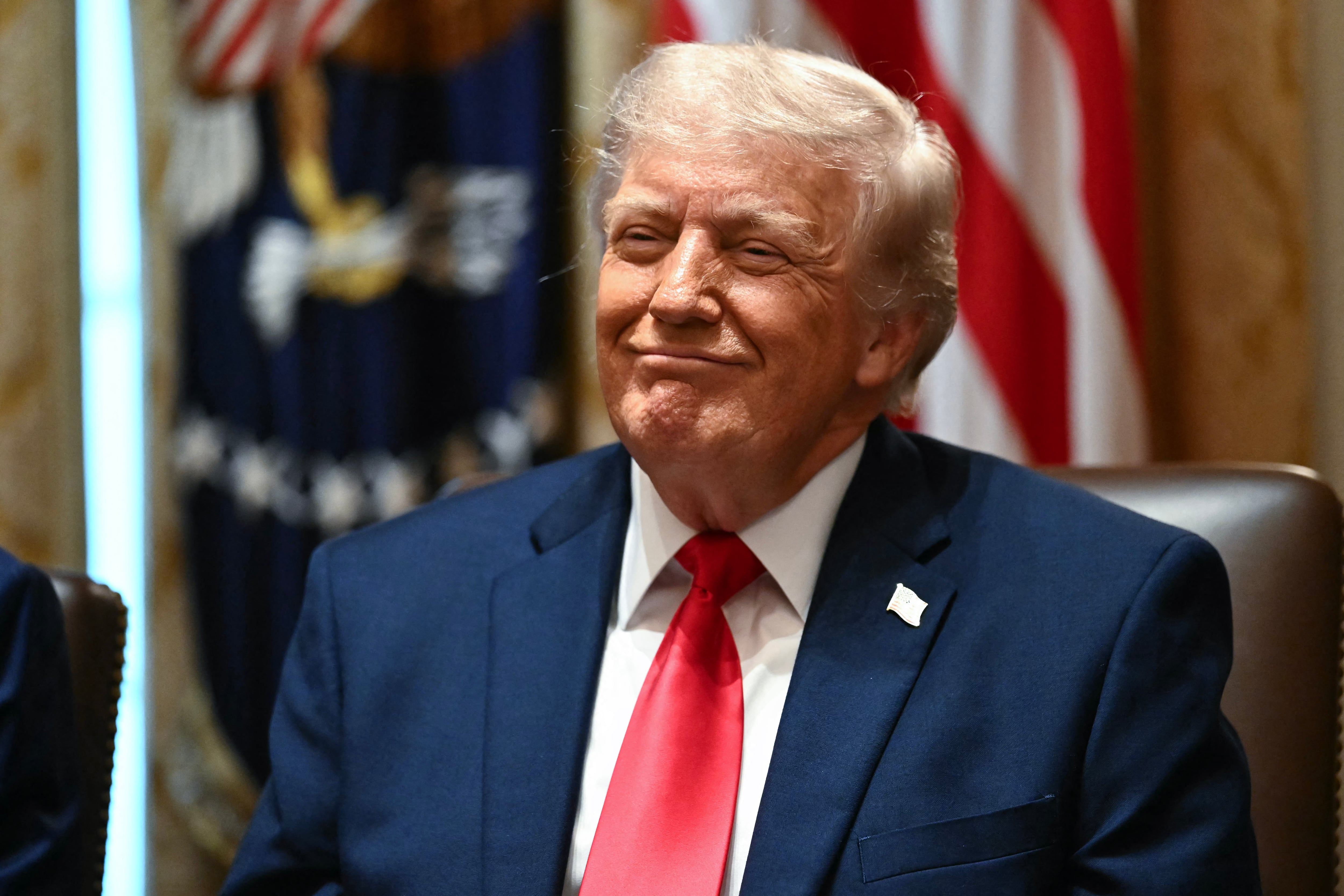 Donald Trump cancelaría conciertos del 4 de julio por un mitin propio tras renuncia de músicos.