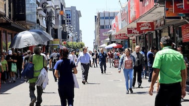 Calor dominará Costa Rica este lunes con máximas de hasta 36,7 °C y posibles lluvias en el Pacífico
