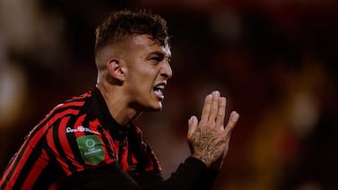 El gesto de Kenneth Vargas con un compañero en una situación difícil