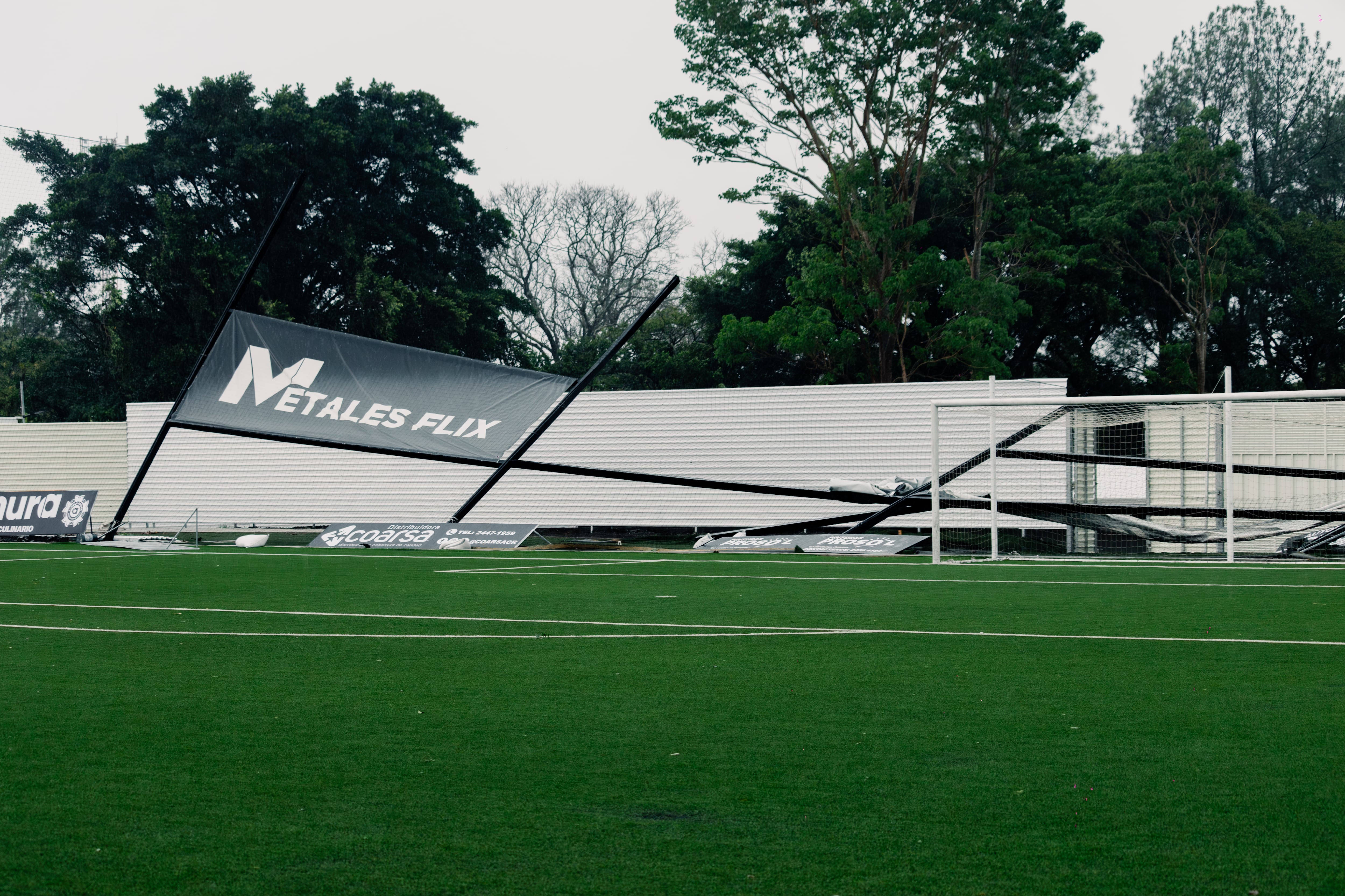 Sporting confía en que en las próximas horas se harán las reparaciones pertinentes tras lo ocurrido este sábado en el Estadio Puente Piedra, en La Argentina de Grecia.