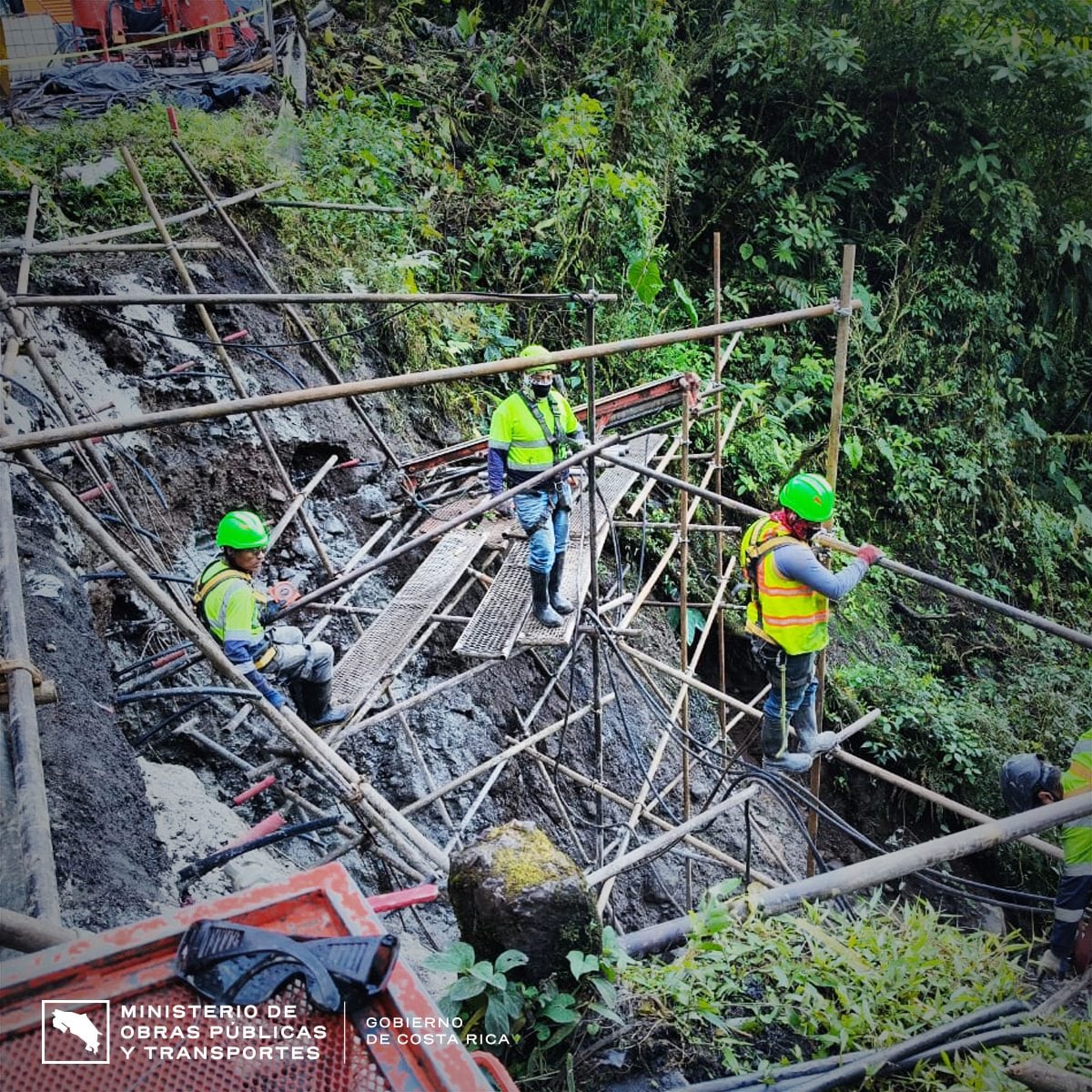 Intervención en ruta 32