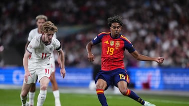 España estrena su título mundial con victoria en Wembley