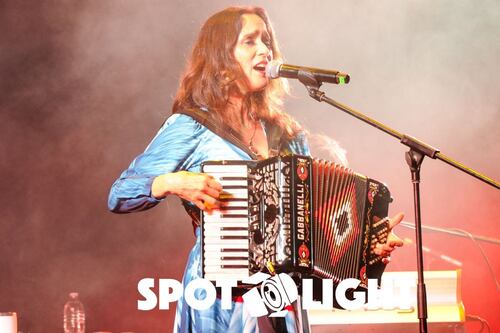 Julieta Venegas topó con una dura e inesperada realidad en su concierto en Costa Rica y así reaccionó