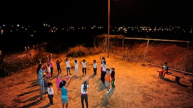 MEP celebra aumento de un 10% en promoción de bachillerato nocturno