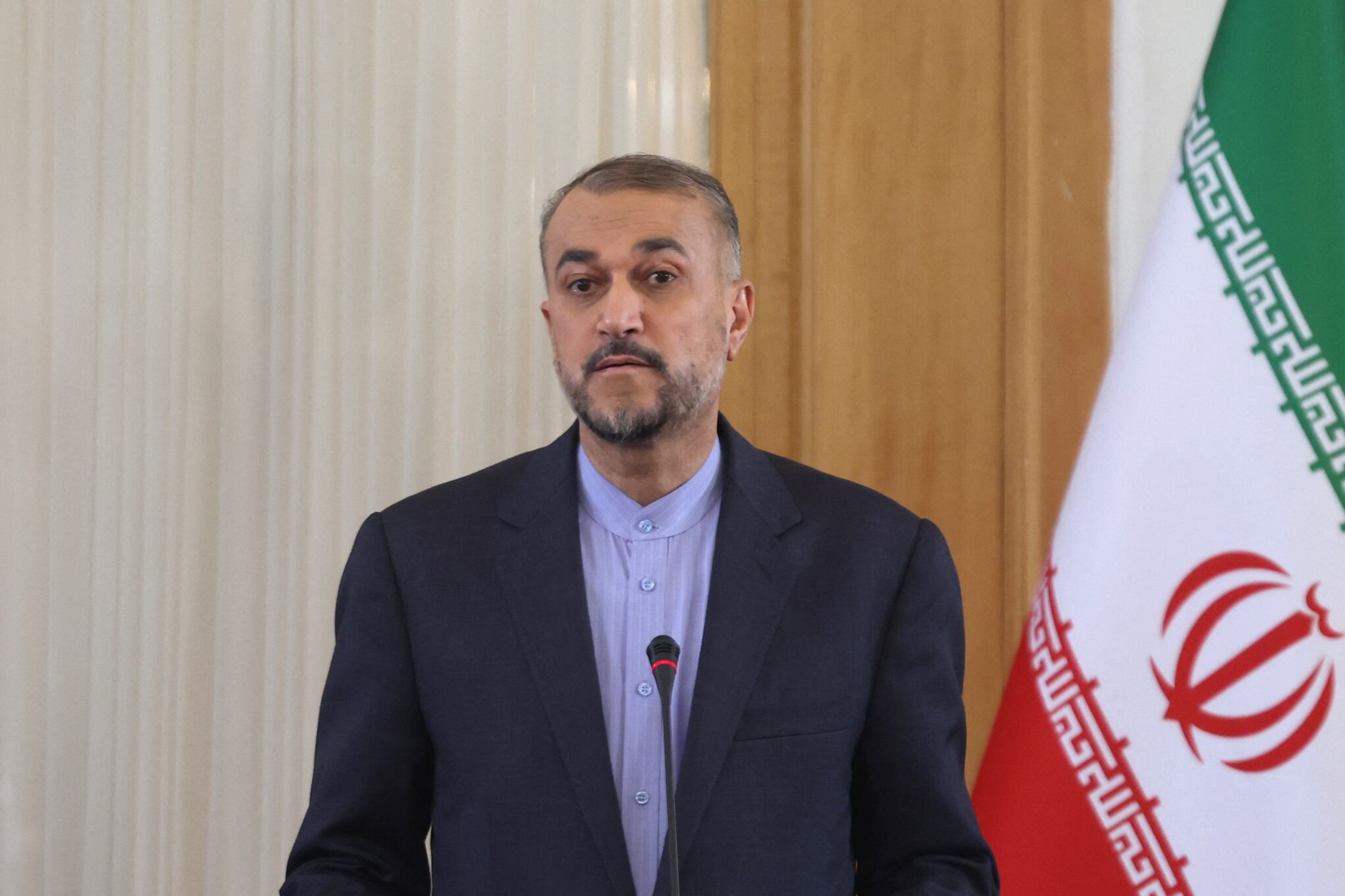 El ministro iraní de Relaciones Exteriores, Hosein Amir Abdolahian, advirtió a Estados Unidos e Israel sobre la posibilidad de que la situación en Oriente Medio se vuelva 'incontrolable' si no se detienen los 'crímenes contra la humanidad y el genocidio en Gaza'.