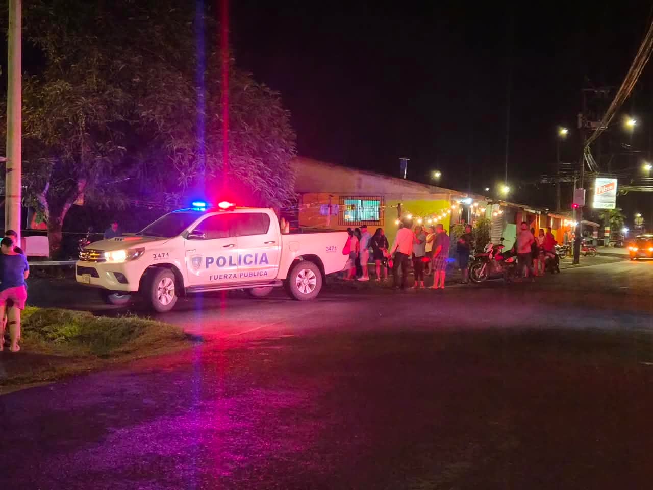 Un ataque armado provocó la muerte de un hombre de 30 años en Pocora de Guácimo, Limón, la noche de este domingo.