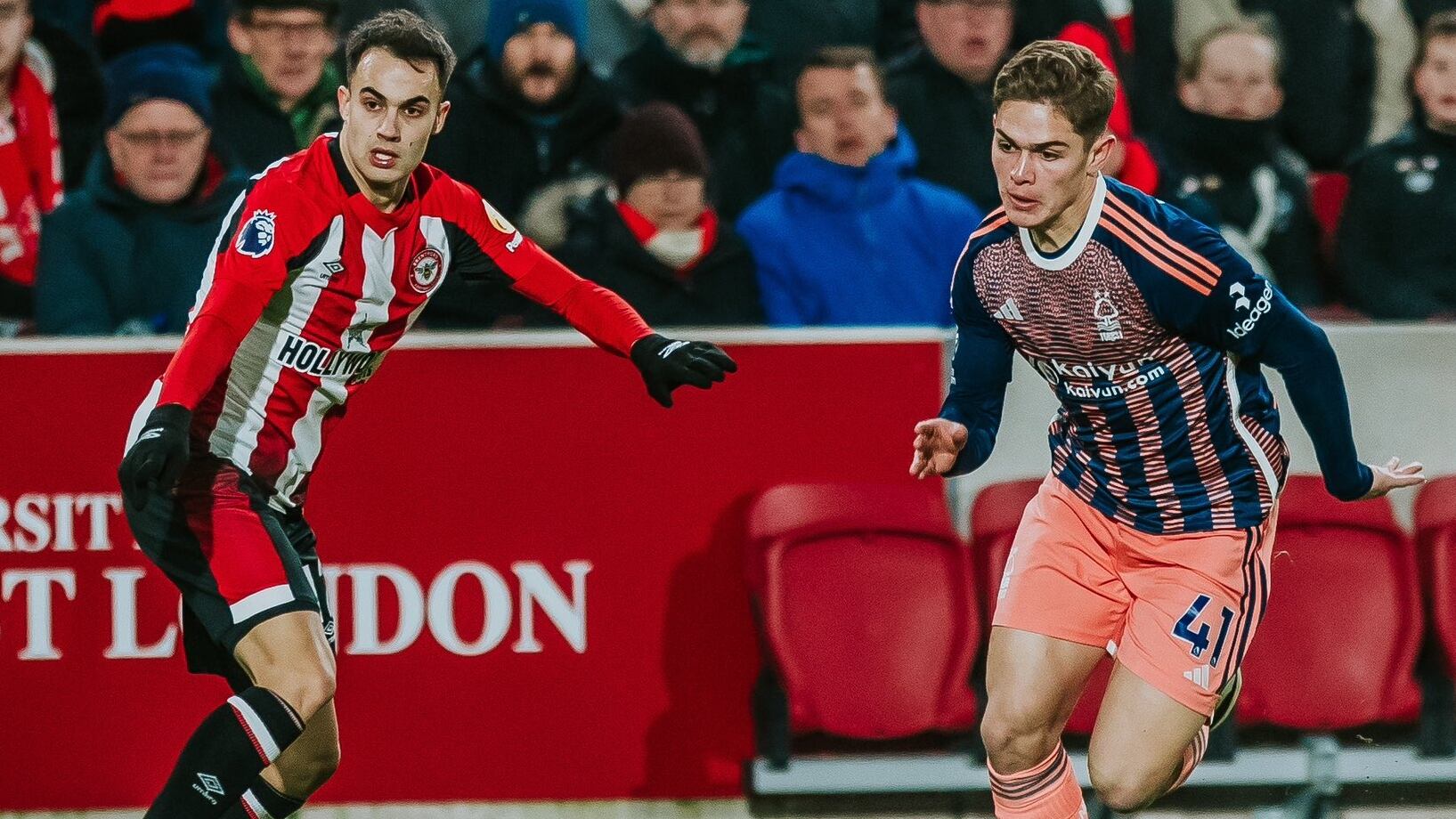 Brandon Aguilera debutó con el Nottingham Forest en Premier League. Foto: Twitter Nottingham Forest
