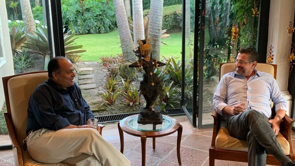 El Tribunal Supremo de Elecciones (TSE) admitió para estudio un recurso de amparo electoral presentado por el candidato presidencial Claudio Alpízar en contra del presidente de la República, Rodrigo Chaves, por la difusión en redes sociales de la campaña “Cayó la Mordaza”.