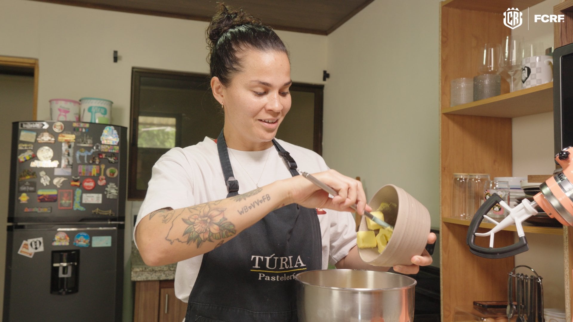 Noelia Bermúdez es una pieza importante en la Selección Femenina de Costa Rica y en Liga Deportiva Alajuelense. Ella combina el fútbol con su pasión en la cocina.