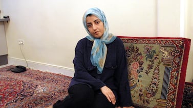 Nobel de la Paz, Narges Mohammadi, fue hospitalizada dos veces tras violento arresto en Irán