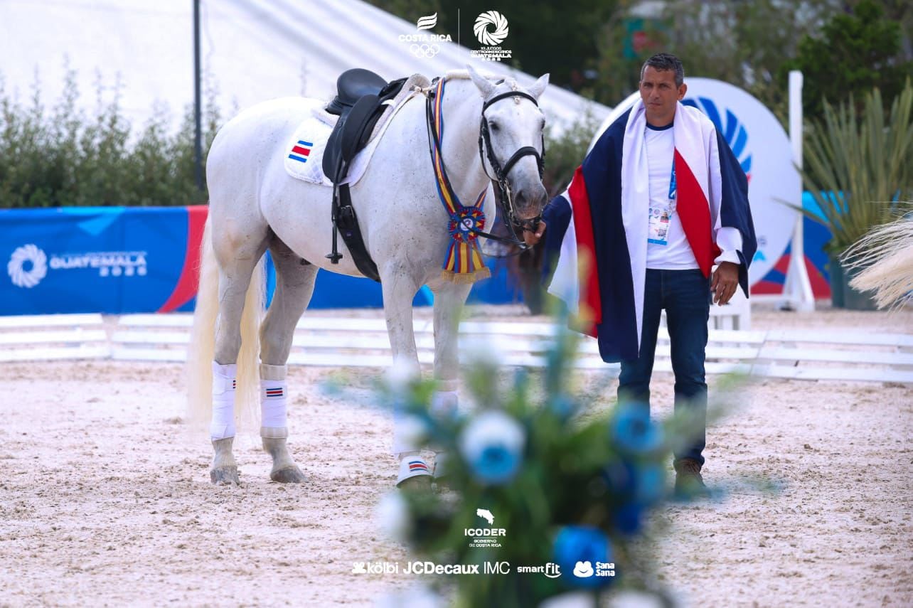 Juegos Centroamericanos Guatemala 2025
Ronald Mauricio Masís
Alerquín LL
Ecuestre
Medalla de oro
20 de octubre del 2025
Fotografía: Comité Olímpico