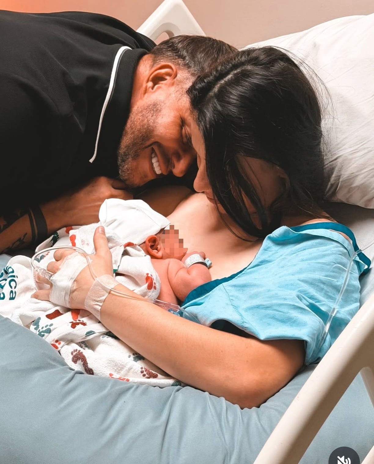 Neto Rangel y Camila Herrera disfrutan de tener a su primer hijo.