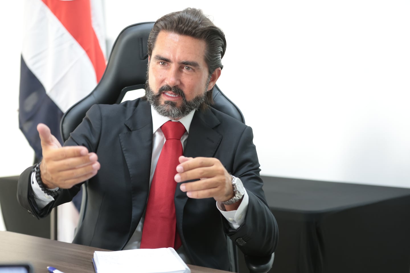 Diputado electo Antonio Barzuna responde quién considera que liderará la bancada chavista