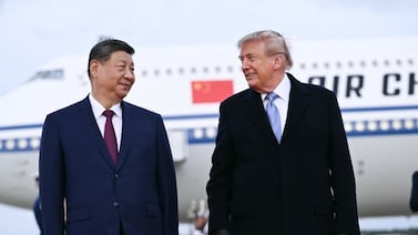 Trump dice que Estados Unidos y China se oponen a nuevas regulaciones para la IA