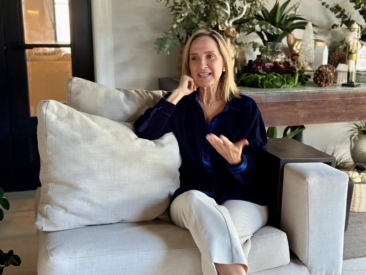 KARINA FISCHEL BRANDVOICE