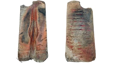 Hallazgo en el patio de una casa revela molde de lanza de hace 3.300 años en República Checa