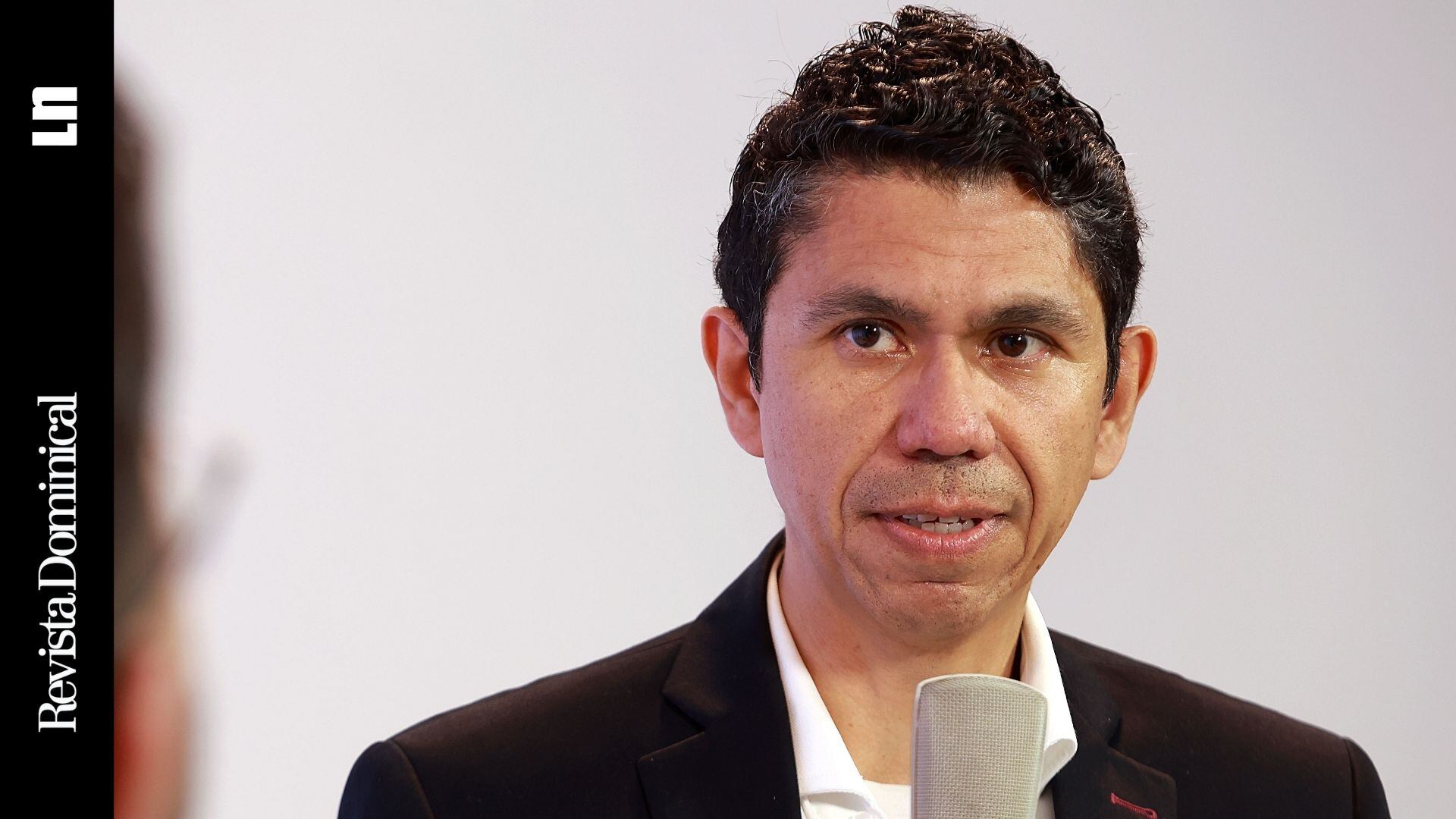 El ministro más destacado de la primera etapa del gobierno Chaves Robles salió con estrépito para reemerger como candidato del primer partido oficialista