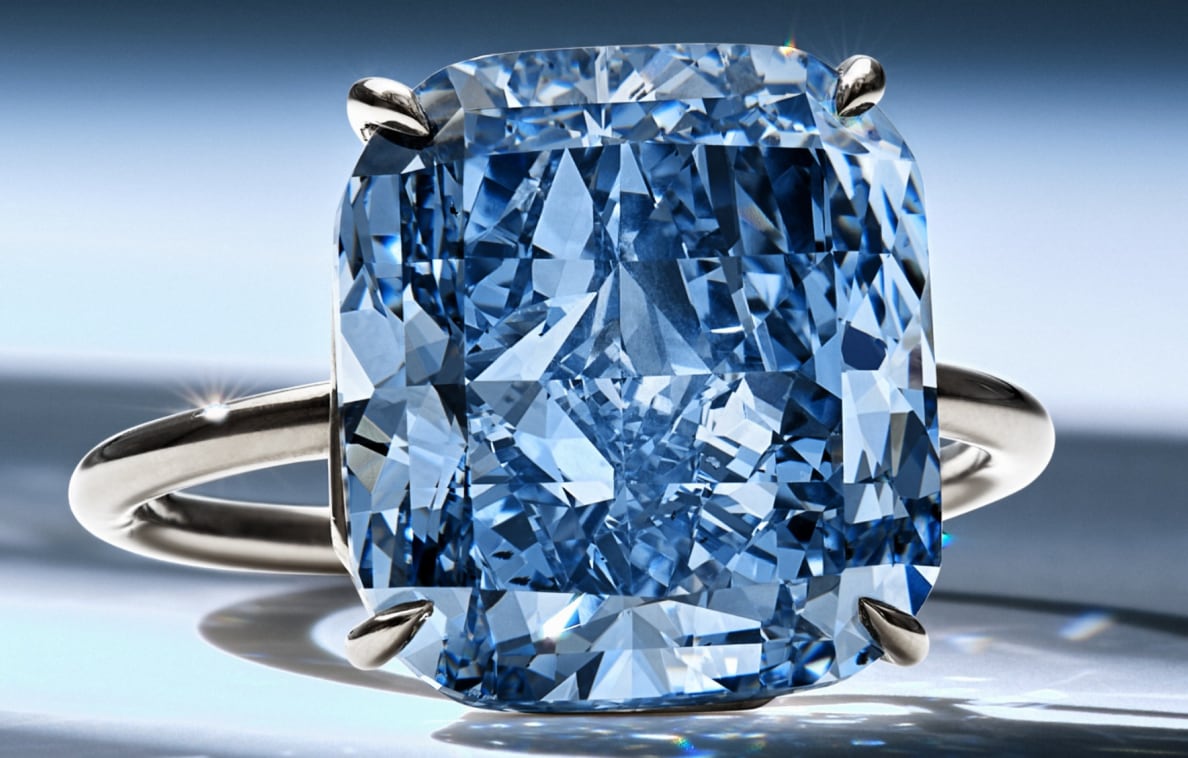 El diamante 'Mediterranean Blue' se exhibió en 'Beyond: The World’s Rarest Diamonds', Bassam Freiha Art Foundation, Abu Dhabi, en abril del 2025.
