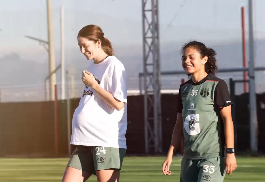 Las leonas de Liga Deportiva Alajuelense se encuentran en pretemporada.