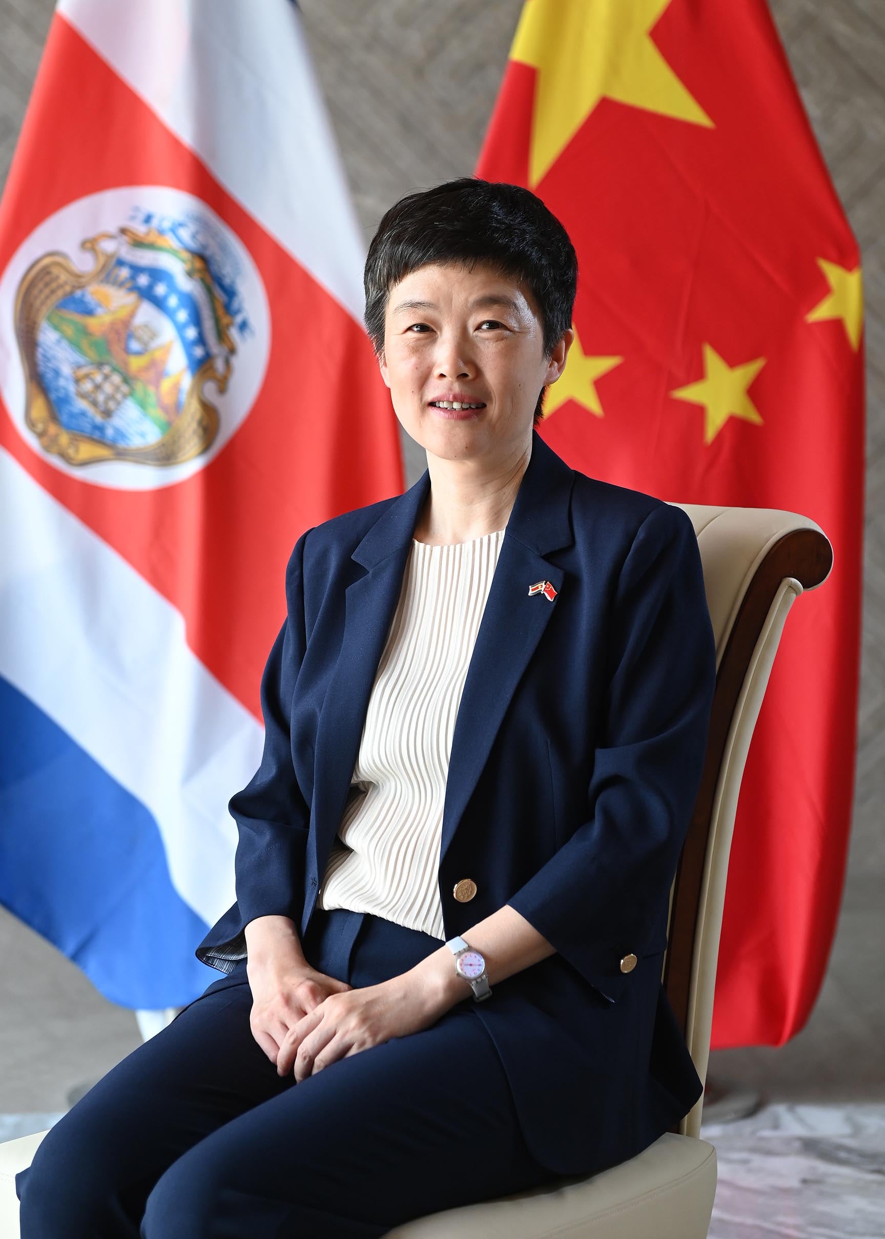 24 de abril del 2025. Embajada de China en Sabanilla de Montes de Oca. 14:30 hrs. Entrevista a la embajadora de China en Costa Rica Wang Xiaoyao. Foto: Albert Marín para la Nación.