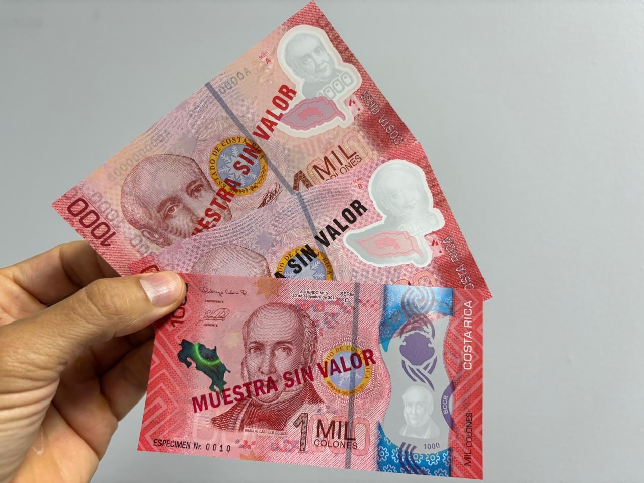 Billetes de mil colones que saldrán de criculación