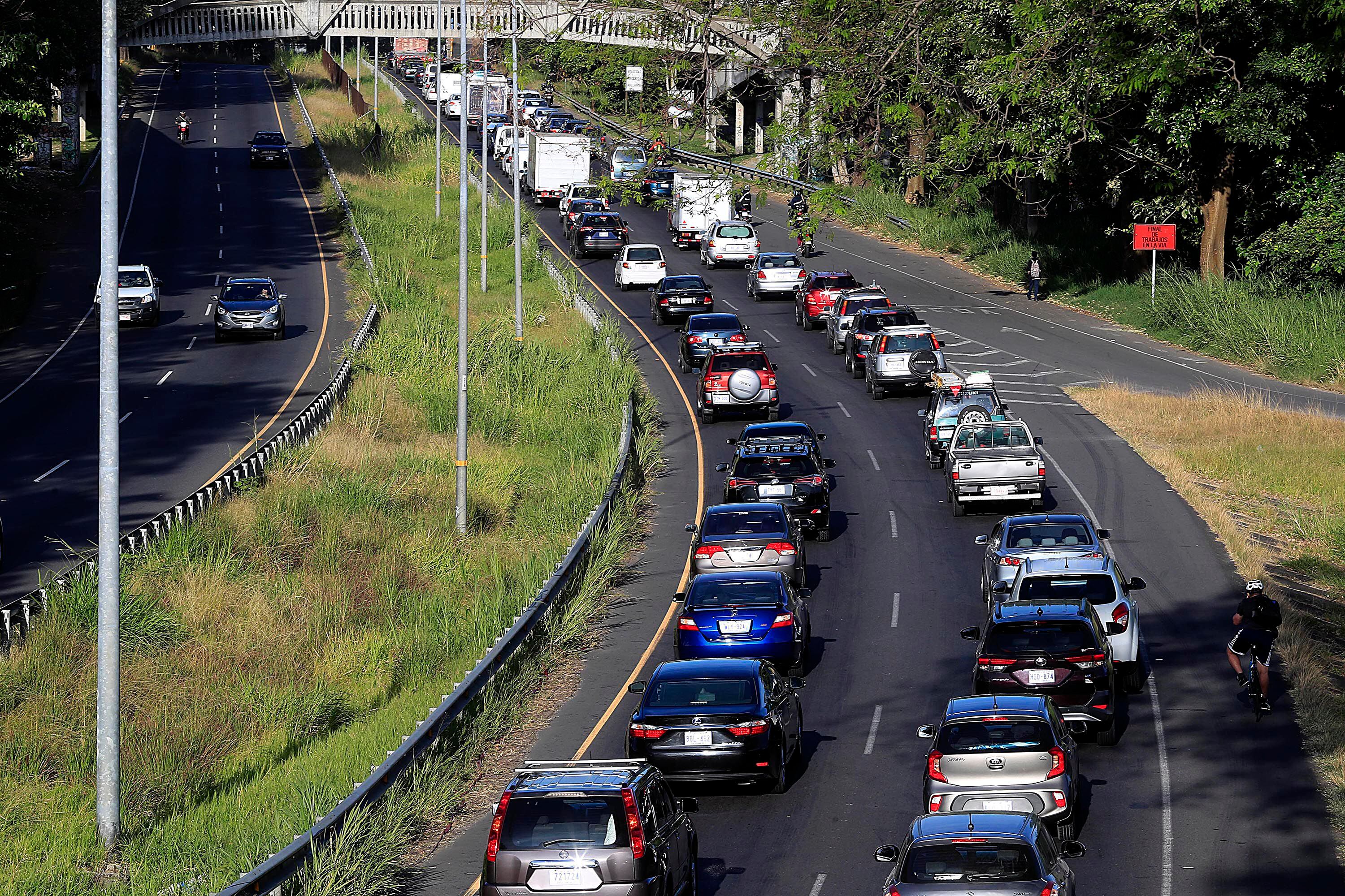 Ampliación busca aliviar presas en vía a Cartago.
