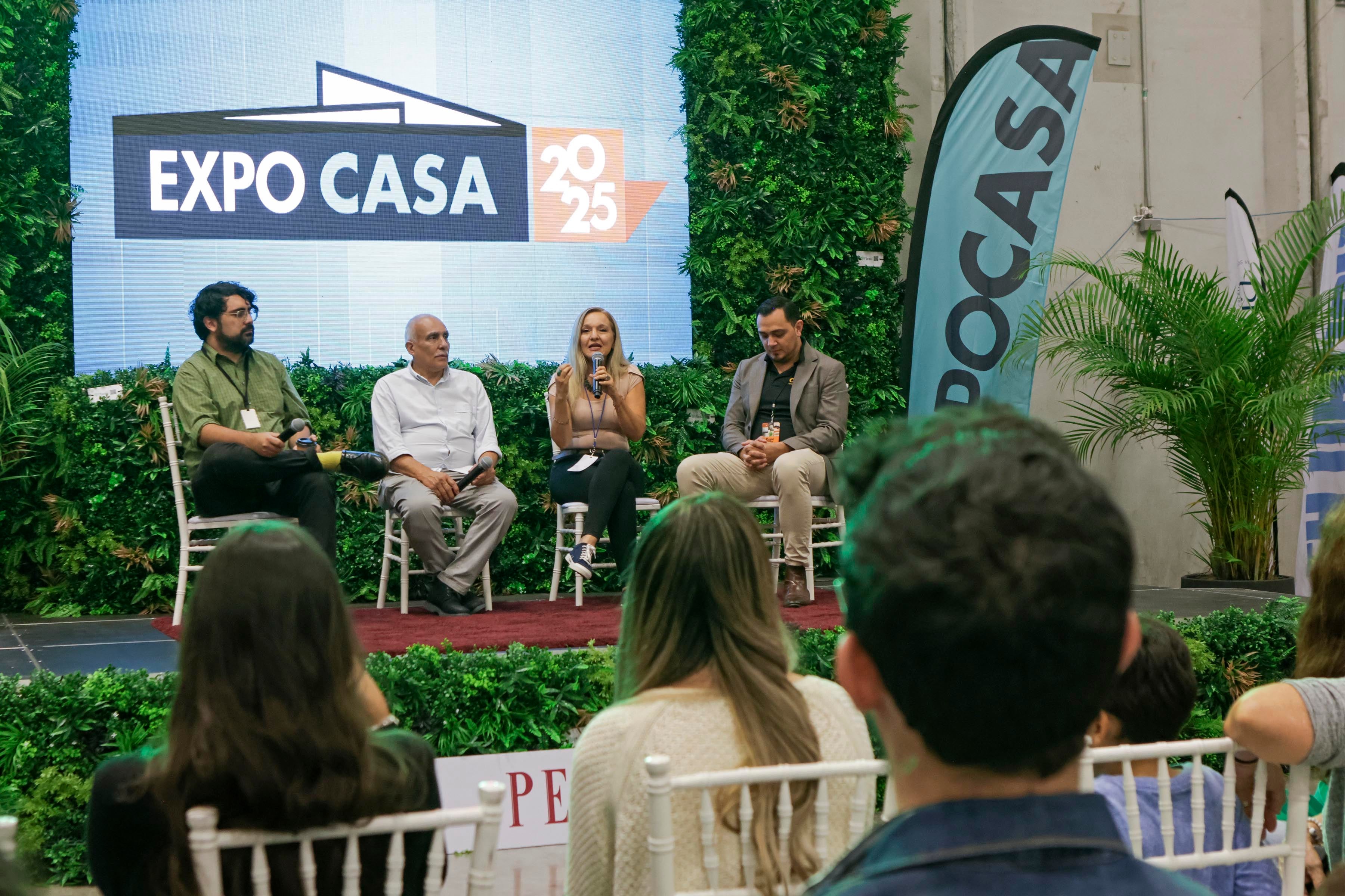 Conversatorio sobre Arte y Arquitectura y recorrido por InspirArte en Expocasa 2025