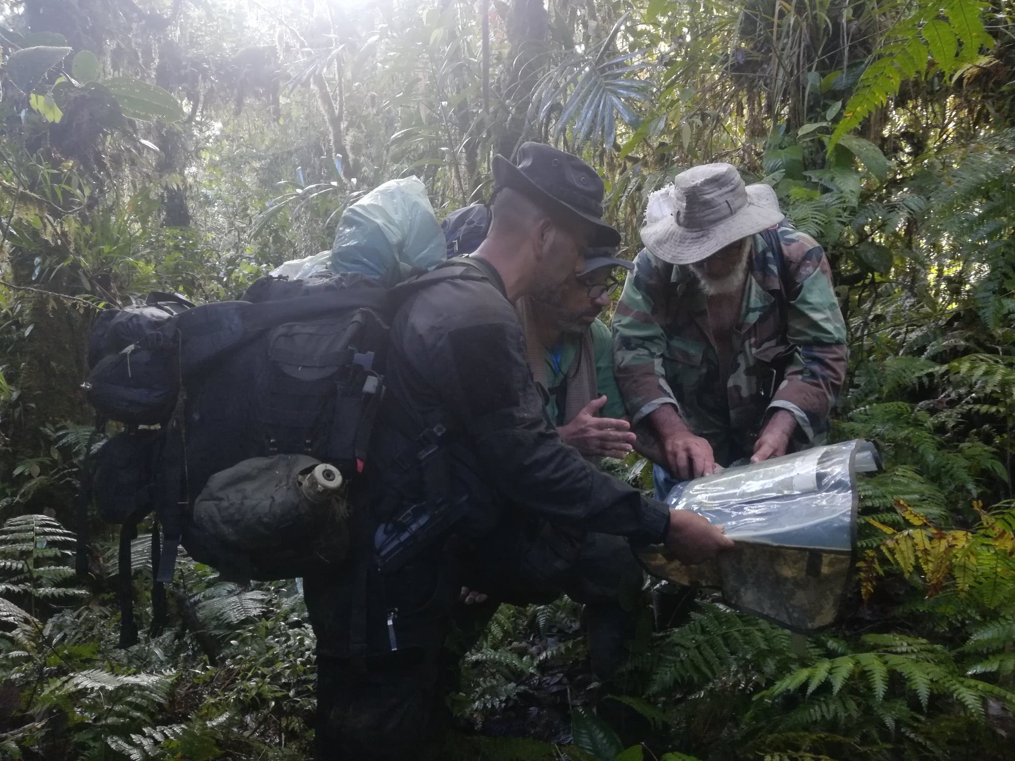 Experimentados montañistas estuvieron una semana en la fila de Matama, a la que intresaron por Grano de Oro de Turrialba. Foto: Cortesía: J. Campos