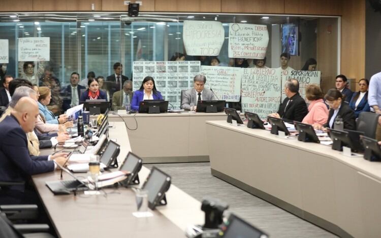 Sesión del FEES en la Asamblea Legislativa.
Fotografía: Tec