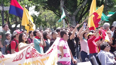 77 partidos políticos postulan casi 40.000 candidatos en elecciones municipales