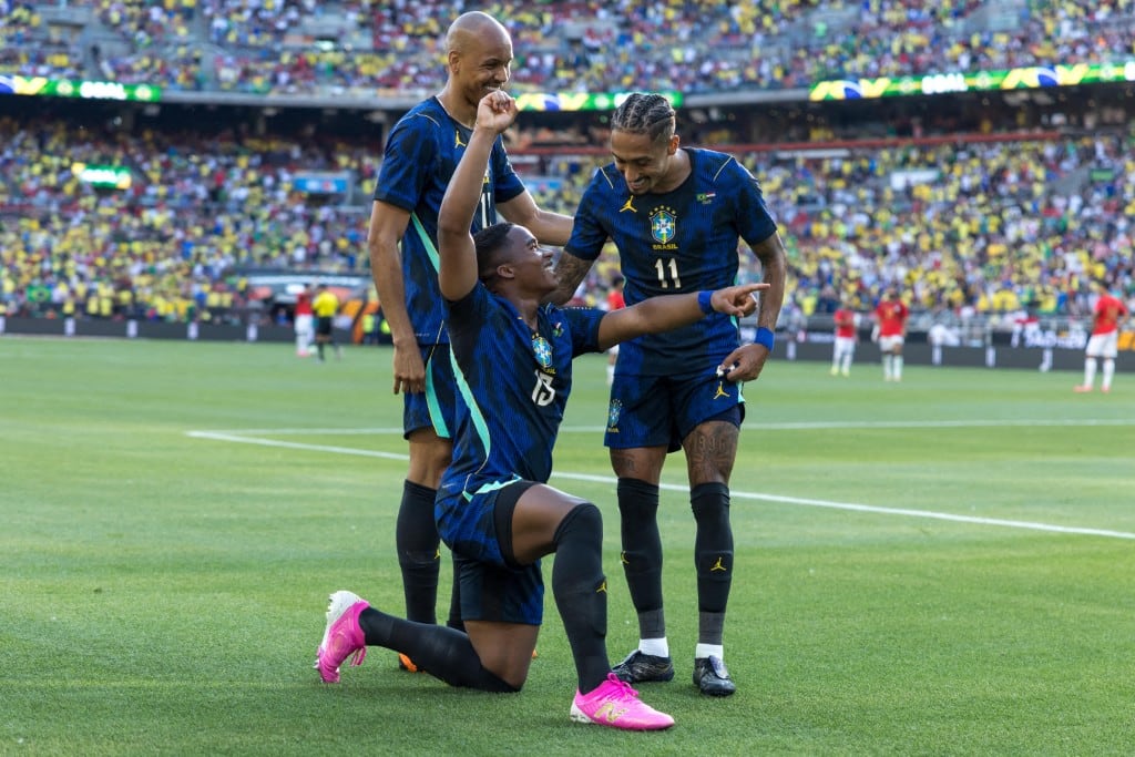 Endrick, Raphinha and Fabinho of Brazil in the match between Brazil and Egypt, an international friendly in preparation for the World Cup, at Huntington Bank Field in Cleveland, United States, this Saturday, June 6th. (Photo by William Volcov / Brazil Photo Pres