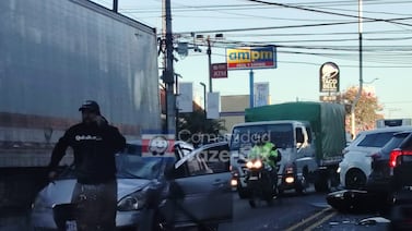 Choque entre cuatro vehículos genera presas en Curridabat