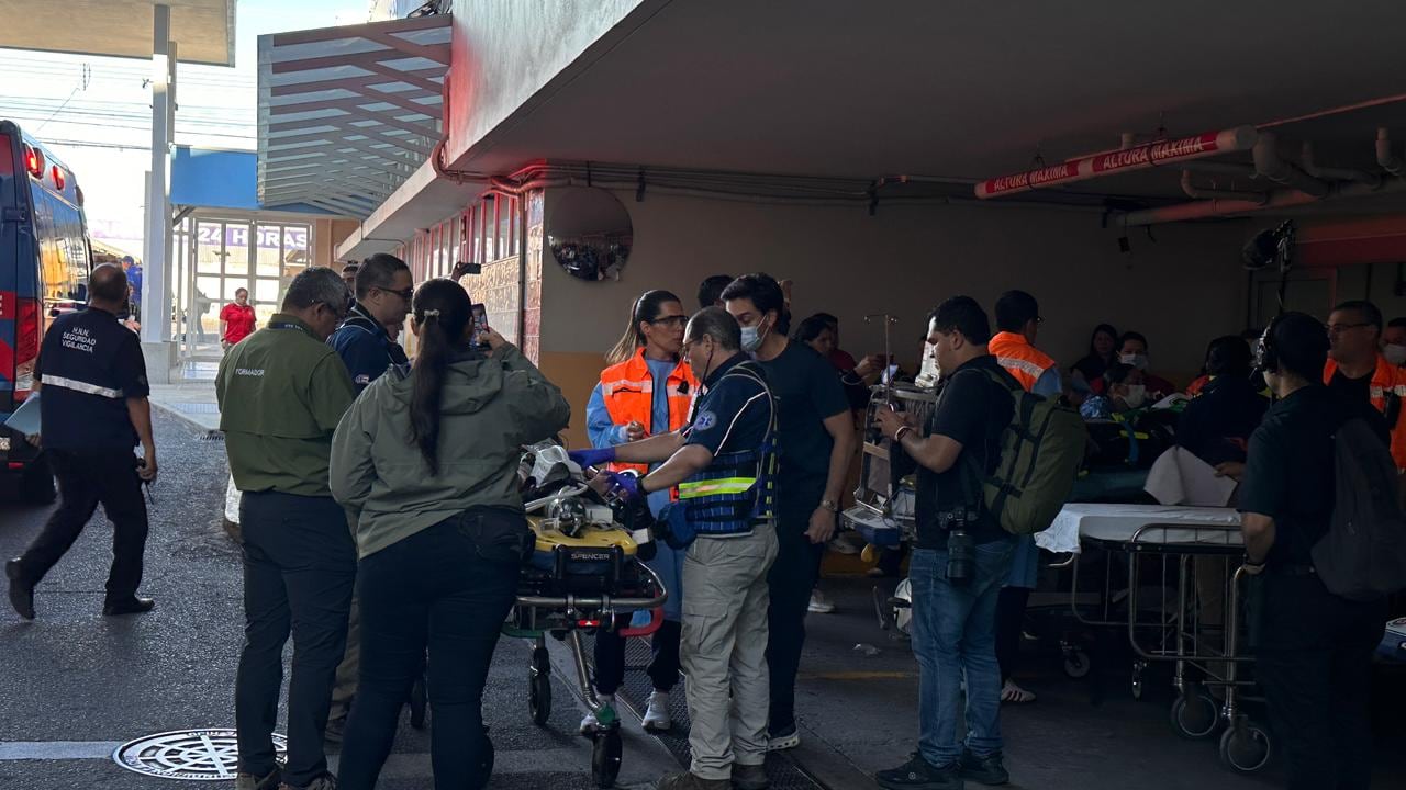 El Hospital Nacional de Niños en conjunto con el Hospital Carlos Sáenz Herrera realizan un simulacro de emergencia masiva este jueves 26 de febrero.