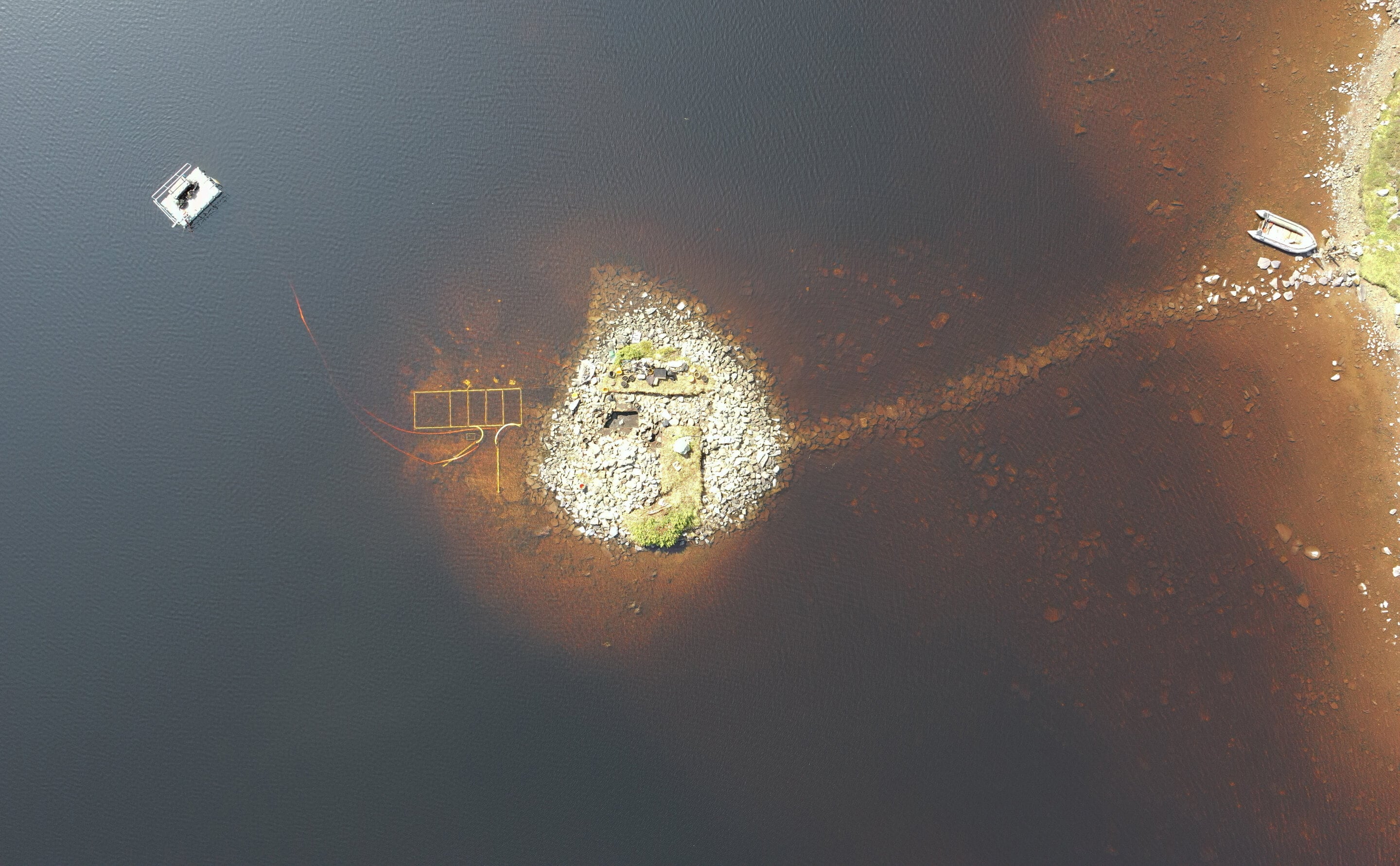 Investigadores desarrollaron una técnica para mapear islas artificiales prehistóricas ocultas bajo aguas poco profundas.