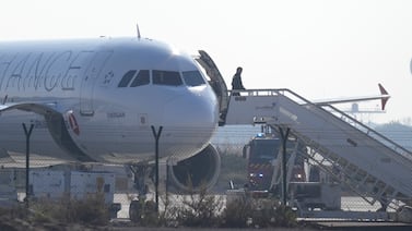 Avión procedente de Turquía es rodeado por la policía tras amenaza a bordo en España