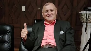 Candidato presidencial de Perú fallece en accidente de tránsito