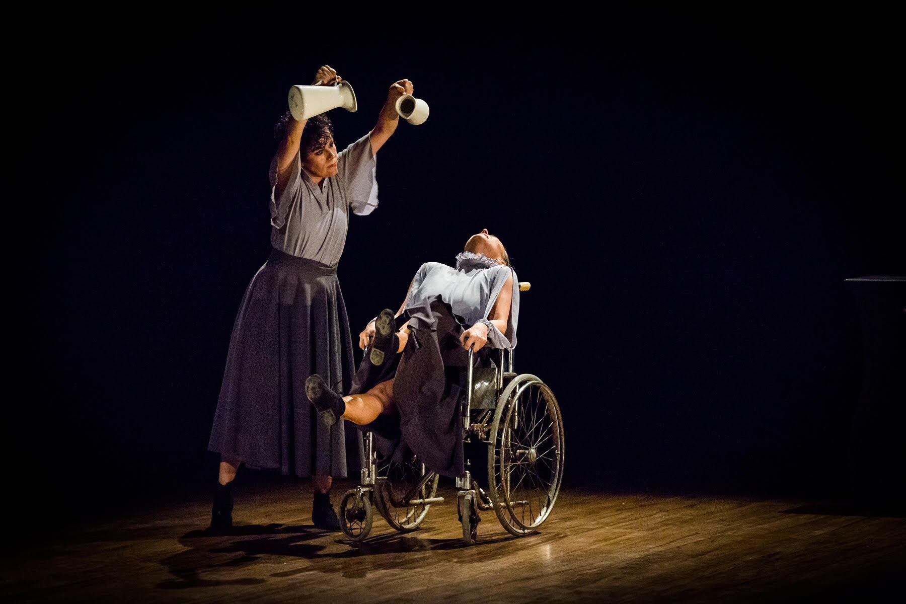 Gabriela Peña (izq) y Gabriela Dorries (der) interpretan a dos hermanas en 'Baby Jane'.
