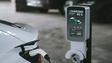 Vehículos eléctricos: informe estima cuánto tardará Costa Rica en sustituir el 70% de la flota