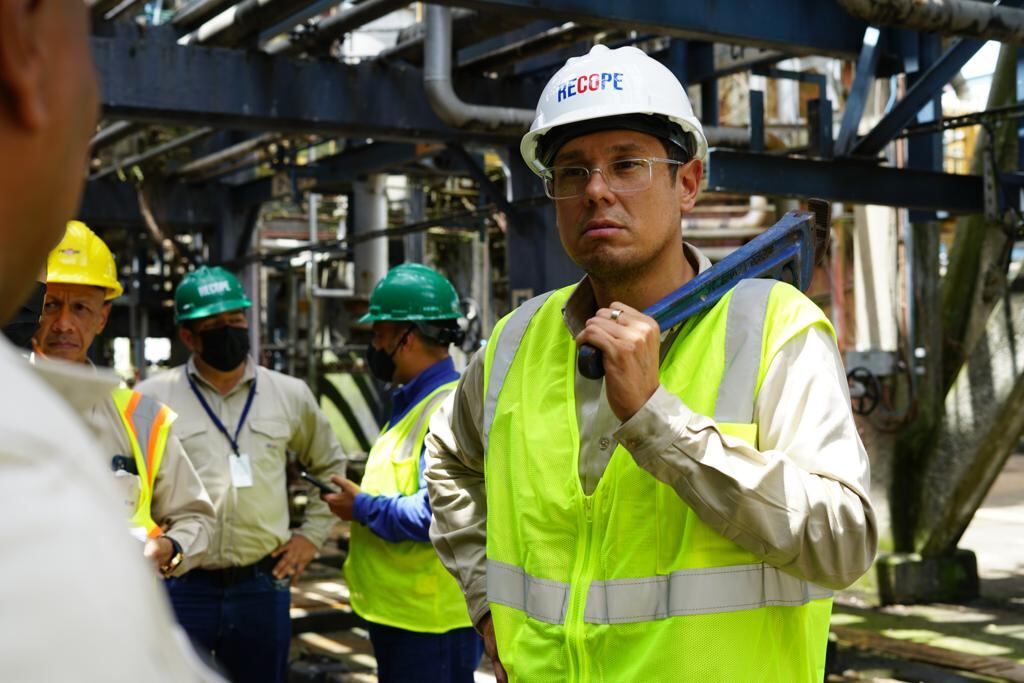 Quesada Espinoza cuando era jerarca de la Refinadora Costarricense de Petróleo (Recope). Esta imagen de él se divulgó el 27 de junio de 2022, cuando anunció que desmantelaría la refinería en Limón. Fotografía: