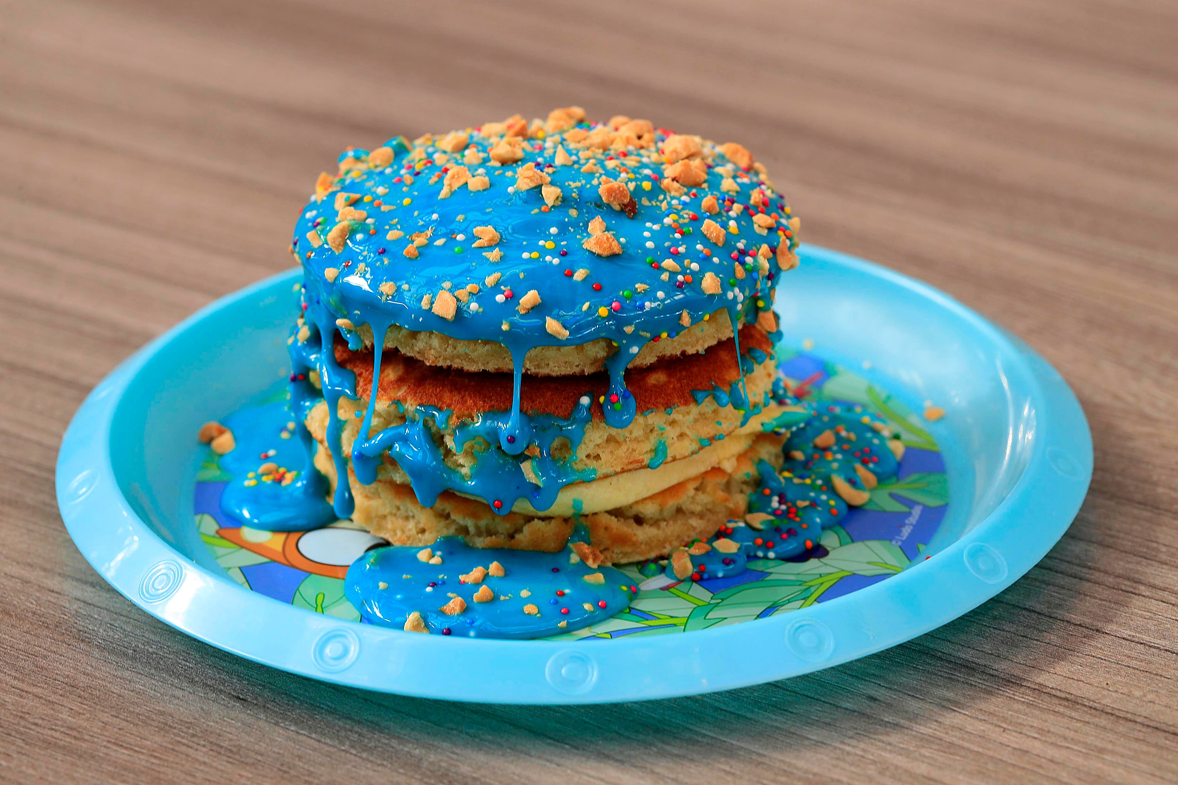 05/02/2024 San Pedro De Montes de Oca. Heeler House Café, el espacio perfecto para disfrutar de una deliciosa comida mientras los pequeños juegan y se divierten. Aquí se puede disfrutar desde croissants arreglados hasta crepas, saladas y dulces o libres de gluten, además de las deliciosas bebidas calientes como capuchinos con sabor, o frías como los frappuccinos Winnie.