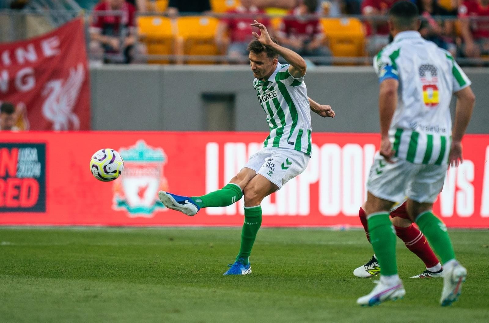 Pablo García, canterano del Real Betis, salió llorando tras ser vendido el último día del mercado de fichajes.